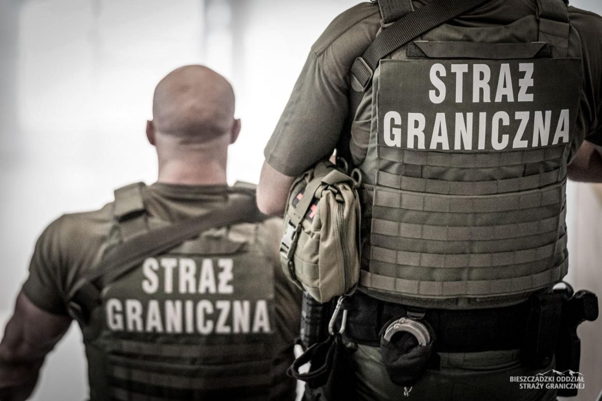 Alarm bombowy na lotnisku Rzeszów-Jasionka. Do akcji wkroczyła Straż Graniczna